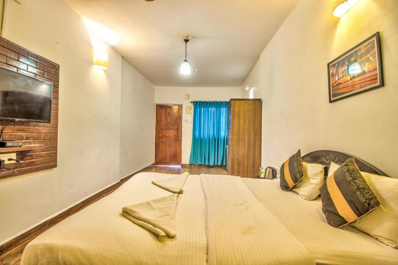 Stanleys Guest House บากา ภายนอก รูปภาพ